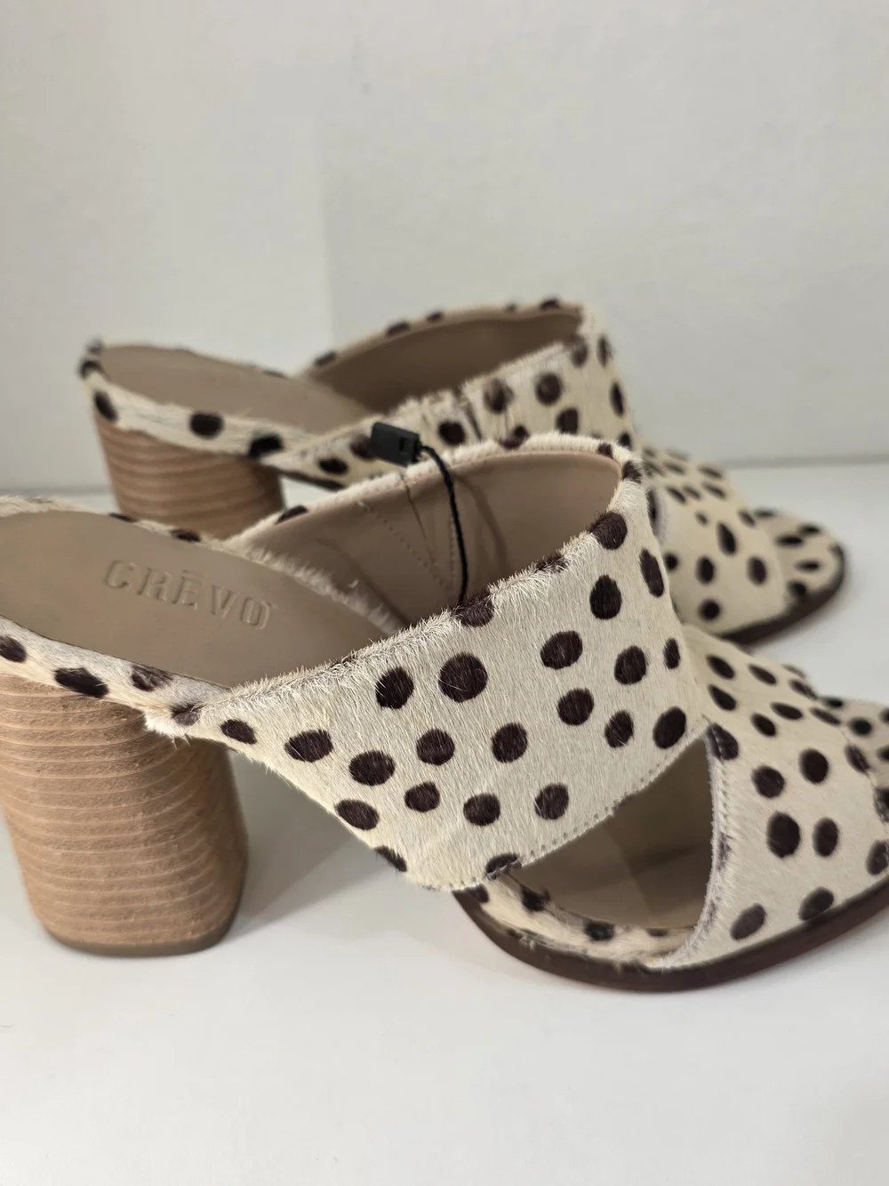 Crevo NWT Spotted Calf Hair Mule Heels Size 7 - Picture 4 of 10